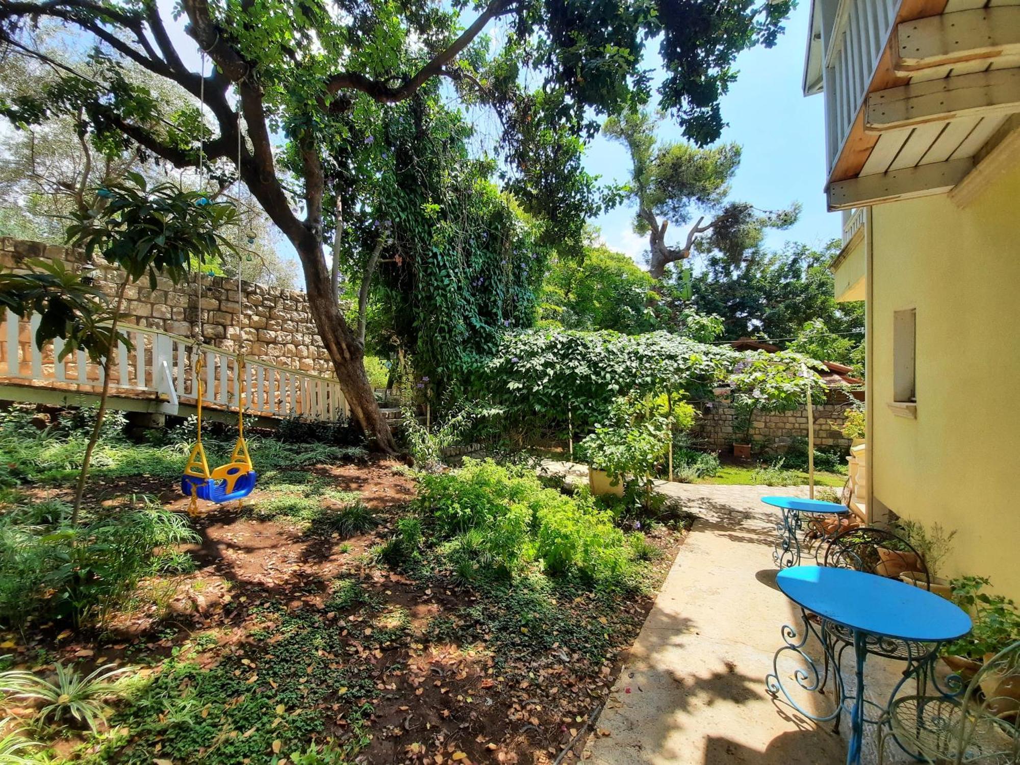 Ha'Seuda Ha'Achrona Suites Amirim Exterior photo